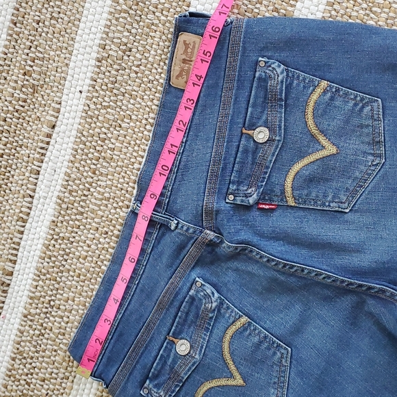 Levi's Classic Bermuda Short western pockets - Picture 7 of 10